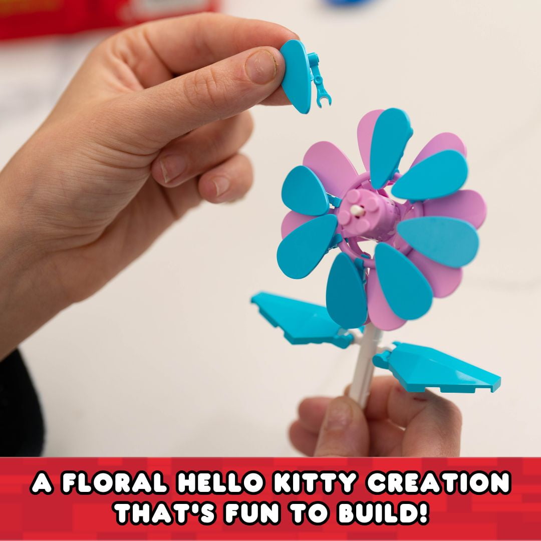 Brickcraft Cinnamoroll Flower & Vase (122 plastic pcs) â€?Sanrio Building Kit, Floral Décor & Modular Bouquet for Cute Home Display for Him or Her