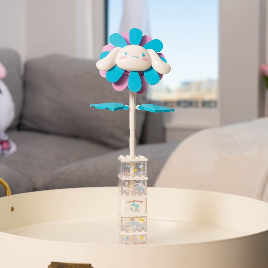 Brickcraft Cinnamoroll Flower & Vase (122 plastic pcs) â€?Sanrio Building Kit, Floral Décor & Modular Bouquet for Cute Home Display for Him or Her