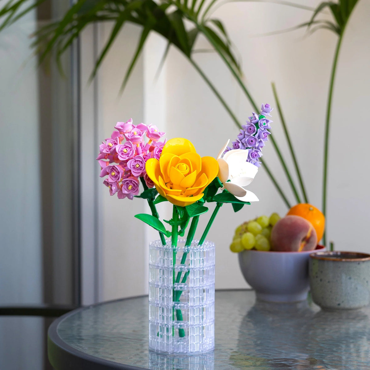 Brickcraft Crystal Vase Building Kit (118-Piece Set), Bricktanicals Collection, Clear Display Vase for Brick Flowers